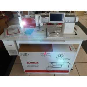 Janome Continental M7